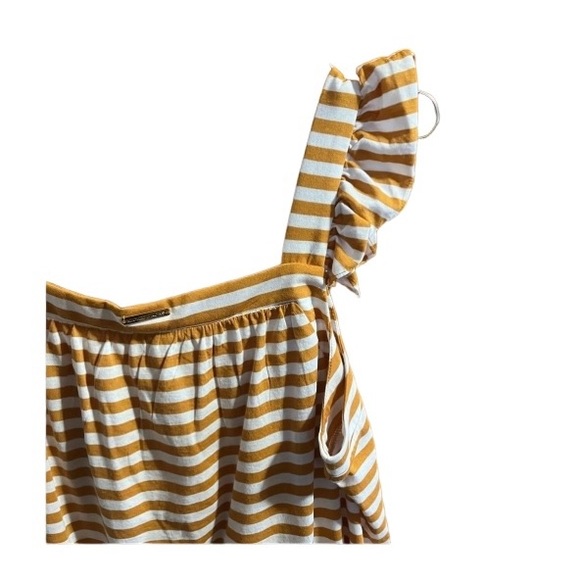 MICHAEL Michael Kors Women’s Tank Ruffle Sleeve Sz. medium - Picture 4 of 4